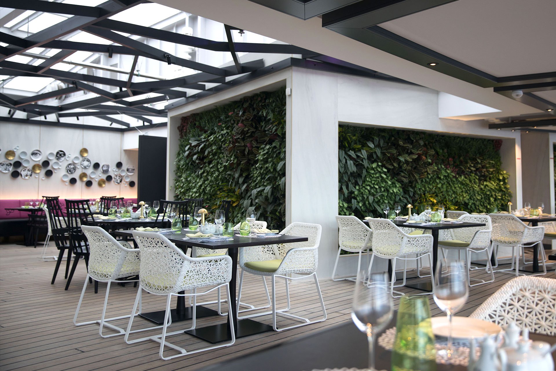 Crystal Cruises - Crystal Symphony - Dining - Silk Kitchen & Bar 7.jpg